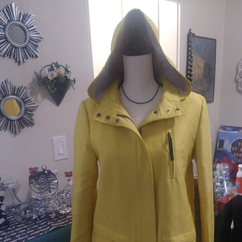Fully Lined Yellow Zara Basics Raincoat